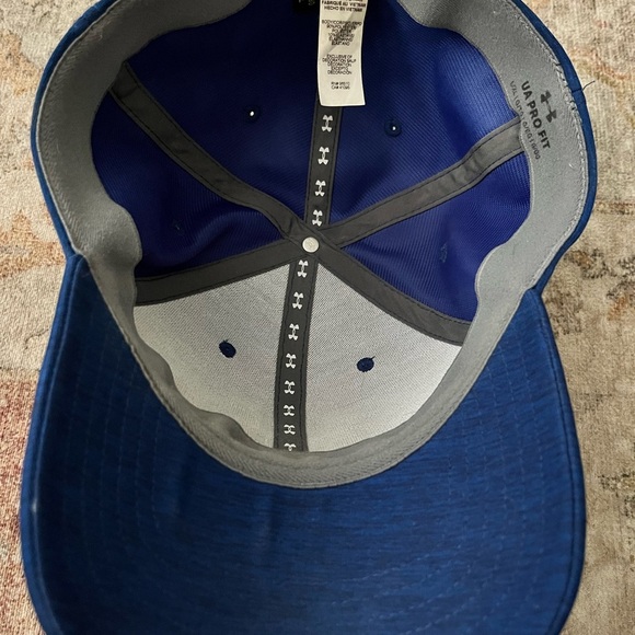 Men’s Under Armour Navy Blue Cap with White Logo - Picture 3 of 5